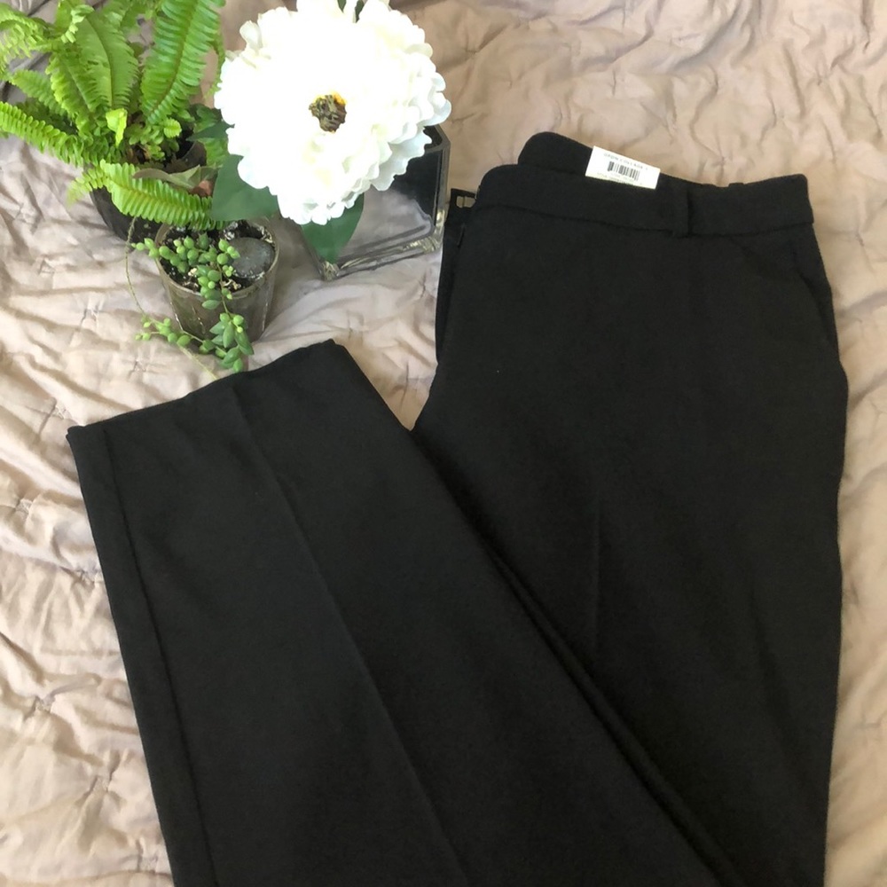 Size 14 New never used black Alfani slacks